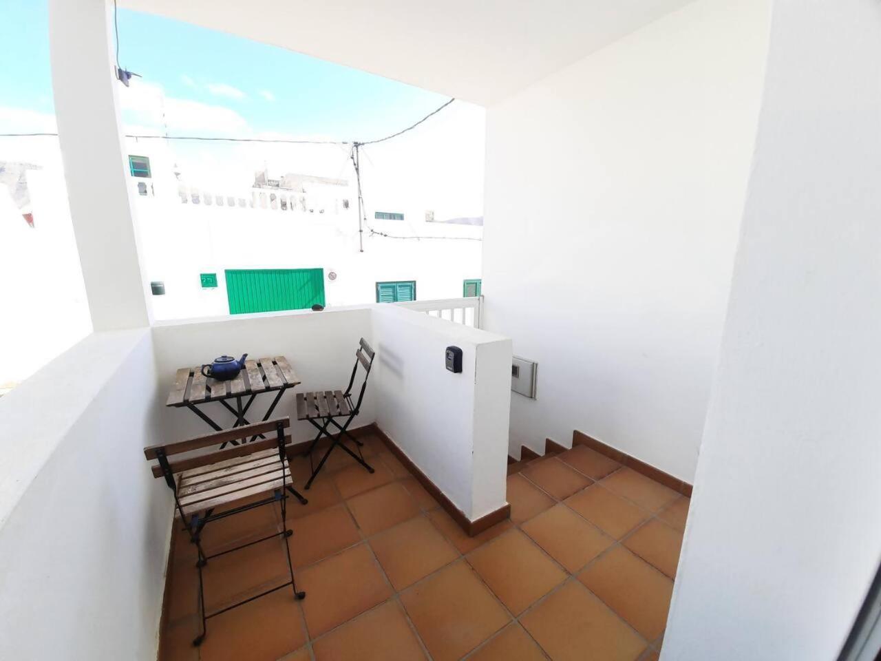 Famara Surf Wifi Apartment Exterior photo