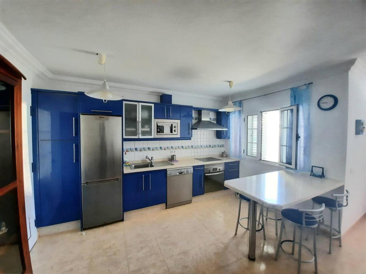 Famara Surf Wifi Apartment Exterior photo